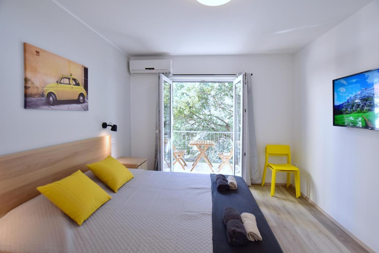 Olive Tree Apartment Stari Grad  Exterior photo