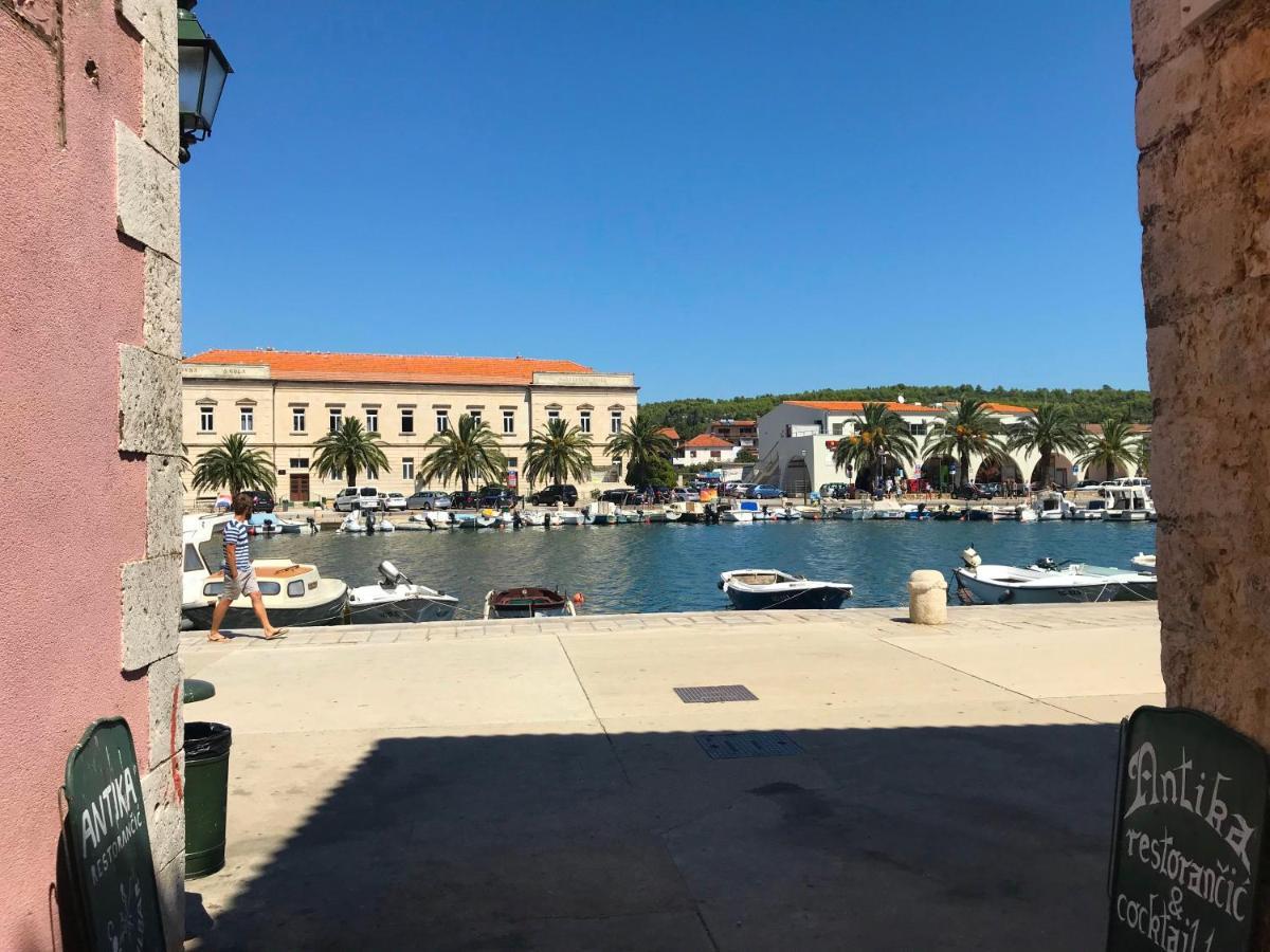 Olive Tree Apartment Stari Grad  Exterior photo